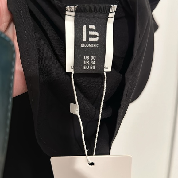 NWT Bloomchic 30 Plus, Black short sleeve blouse with lace trimming. - Picture 8 of 9